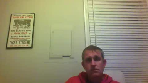 brodyb545755 online show from December 1, 2025, 2:49 am