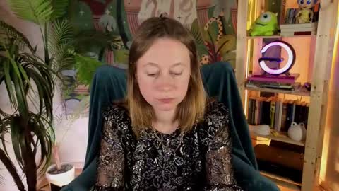 Brooke online show from November 5, 2025, 8:53 pm