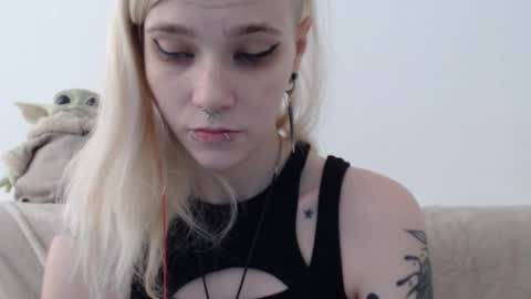 brookewylde_20 online show from February 22, 2026, 10:58 am