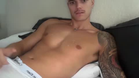 Snapshot of brooklyntay chatting on February 5, 2026, 10:36 pm BrooklynTay online show from February 5, 2026, 10:36 pm