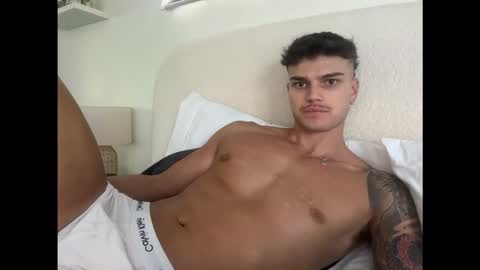 Snapshot of brooklyntay chatting on February 18, 2026, 3:35 am BrooklynTay online show from February 18, 2026, 3:35 am