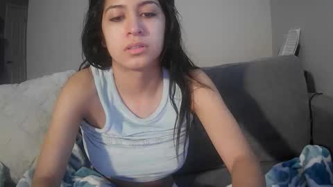 brownbunny212 online show from April 4, 2026, 4:15 pm