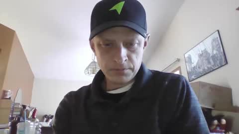 Snapshot of browndog5580 chatting on February 9, 2025, 10:32 pm browndog5580 online show from February 9, 2025, 10:32 pm