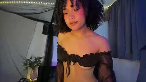 Snapshot of browngirl69 chatting on March 6, 2025, 3:24 am miss muller online show from March 6, 2025, 3:24 am