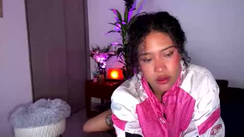 Snapshot of browngirl69 chatting on October 6, 2025, 10:51 pm miss muller online show from October 6, 2025, 10:51 pm