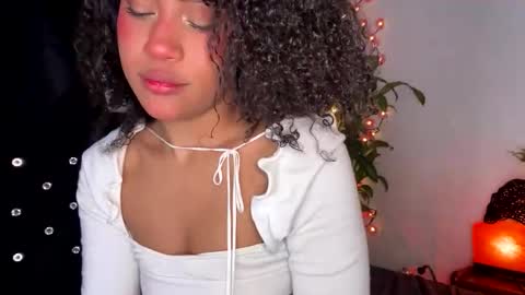 Snapshot of browngirl69 chatting on November 30, 2025, 10:58 pm miss muller online show from November 30, 2025, 10:58 pm