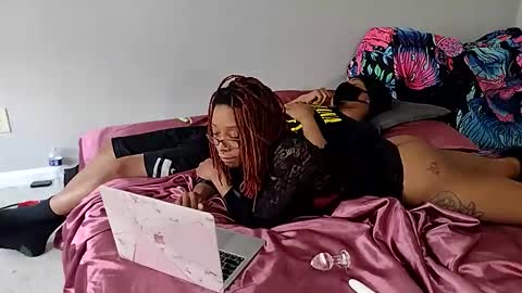 Snapshot of brownnnjuicy chatting on May 9, 2026, 6:13 pm brownnnjuicy online show from May 9, 2026, 6:13 pm