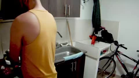 Snapshot of bruce_bigg chatting on September 12, 2025, 9:48 pm Bruce online show from September 12, 2025, 9:48 pm