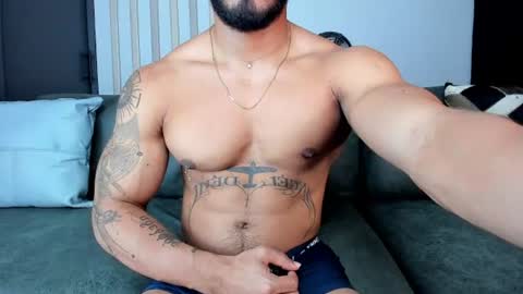 Snapshot of bruce_roldan chatting on June 13, 2026, 1:14 am bruce roldan online show from June 13, 2026, 1:14 am