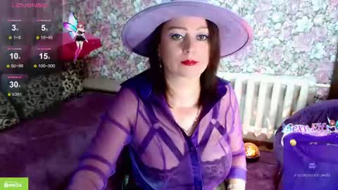 Julia online show from June 26, 2026, 10:03 pm