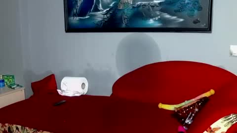 Daisy online show from August 3, 2026, 3:05 am