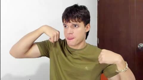 Snapshot of bruno_bellini chatting on February 9, 2026, 11:42 pm Bruno Bellini online show from February 9, 2026, 11:42 pm