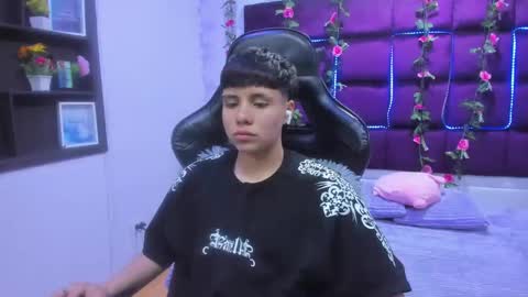 Bruno Cruz online show from November 12, 2025, 2:34 am