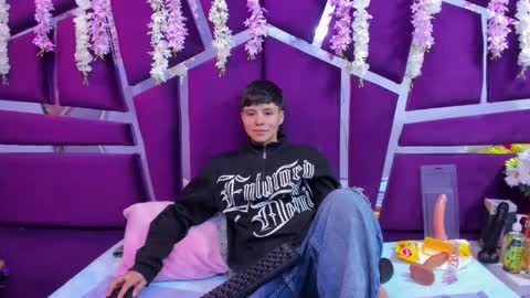 Bruno Cruz online show from November 25, 2025, 2:33 am