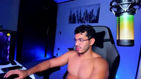 Snapshot of bruno_diaz31 chatting on December 2, 2024, 11:34 am Bruno online show from December 2, 2024, 11:34 am