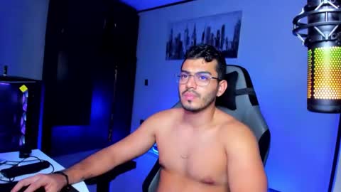 Snapshot of bruno_diaz31 chatting on December 25, 2024, 11:20 pm Bruno online show from December 25, 2024, 11:20 pm