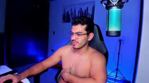 Snapshot of bruno_diaz31 chatting on January 19, 2025, 4:22 am Bruno online show from January 19, 2025, 4:22 am