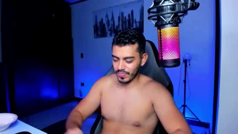 Snapshot of bruno_diaz31 chatting on January 26, 2025, 11:50 pm Bruno online show from January 26, 2025, 11:50 pm