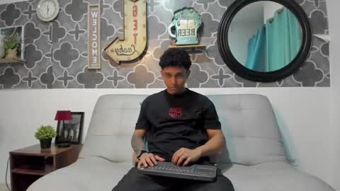 bruno_snow online show from March 26, 2026, 3:45 am