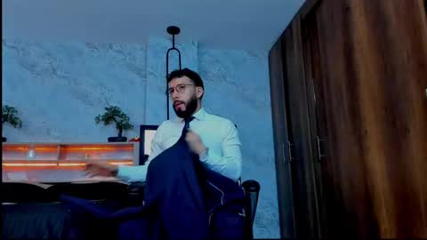 Snapshot of bruno_woods chatting on March 4, 2025, 4:52 pm Andres Suarez online show from March 4, 2025, 4:52 pm