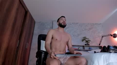 Snapshot of bruno_woods chatting on October 12, 2025, 8:08 pm Andres Suarez online show from October 12, 2025, 8:08 pm