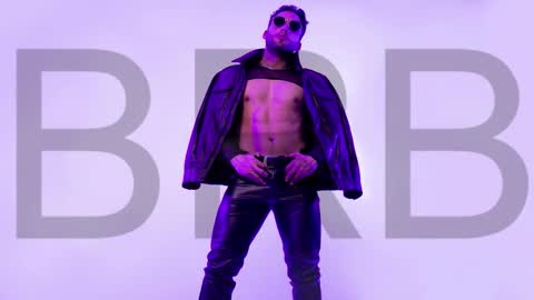 Snapshot of bruno_woods chatting on December 1, 2025, 8:03 pm Andres Suarez online show from December 1, 2025, 8:03 pm