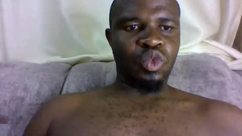 Snapshot of brusedarling chatting on March 23, 2026, 3:32 am brucedarling online show from March 23, 2026, 3:32 am