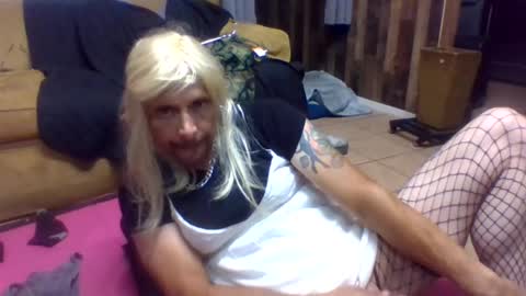 Snapshot of brutal3anddone chatting on September 12, 2025, 7:19 am brutal3anddone online show from September 12, 2025, 7:19 am