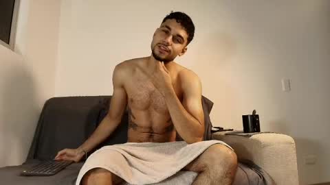 bry_alx online show from June 8, 2026, 5:41 am