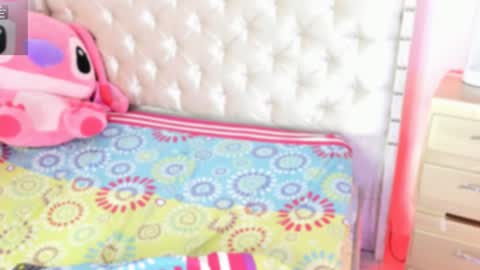 Carly     online show from December 12, 2024, 4:53 pm