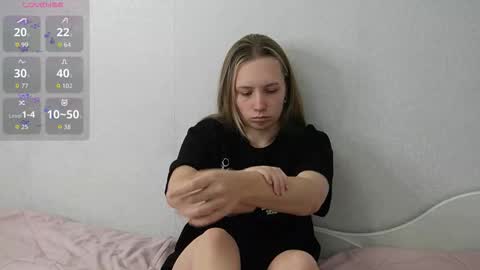 Sabrina  online show from October 15, 2025, 5:07 am