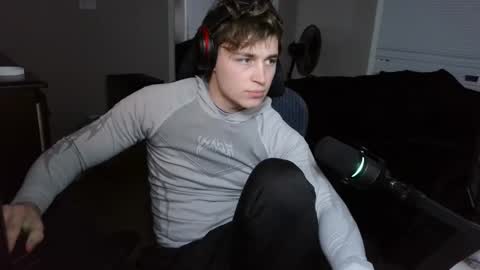 BubblebuttBdn online show from December 15, 2025, 1:43 am