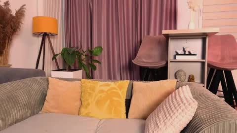 MayaCroft online show from March 22, 2026, 4:21 pm