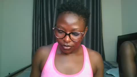 Bubbly online show from November 7, 2025, 9:26 pm