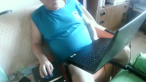 Snapshot of bubumaci53 chatting on February 28, 2025, 3:15 pm bubumaci53 online show from February 28, 2025, 3:15 pm