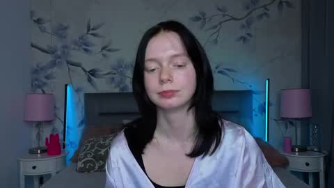 Leona online show from March 11, 2026, 12:38 am