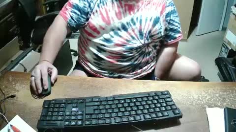 Snapshot of bucku2 chatting on December 19, 2024, 10:32 pm Bucku2 online show from December 19, 2024, 10:32 pm