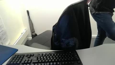 buggemann online show from December 15, 2025, 6:50 am