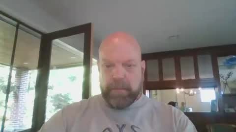 Snapshot of bulldog302w chatting on June 12, 2026, 12:48 pm bulldog302w online show from June 12, 2026, 12:48 pm