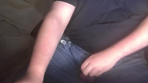 bullen2004 online show from September 21, 2025, 9:16 pm