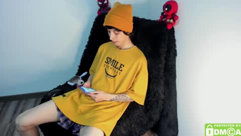 Snapshot of bumblubee chatting on December 28, 2024, 12:57 am Tonny online show from December 28, 2024, 12:57 am