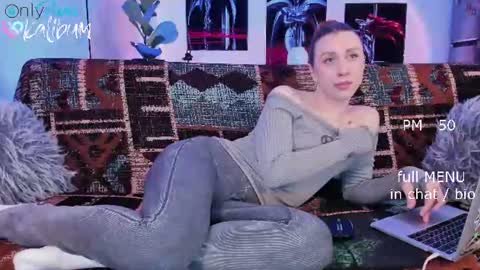 Snapshot of bumbum_kalibum chatting on July 15, 2026, 1:22 am Ivan online show from July 15, 2026, 1:22 am