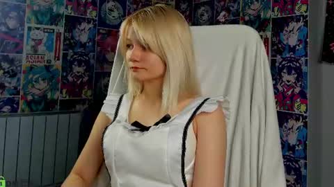 Snapshot of bunny_elsy chatting on June 12, 2026, 10:25 am Elsy online show from June 12, 2026, 10:25 am