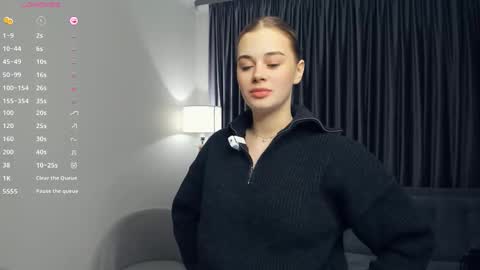 Snapshot of bunny_hope chatting on December 18, 2025, 7:25 am Theya online show from December 18, 2025, 7:25 am