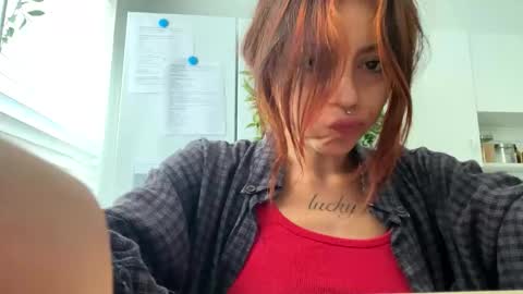 Snapshot of bunnyaliengirl_ chatting on November 19, 2025, 9:26 pm Bunnyaliengirl online show from November 19, 2025, 9:26 pm