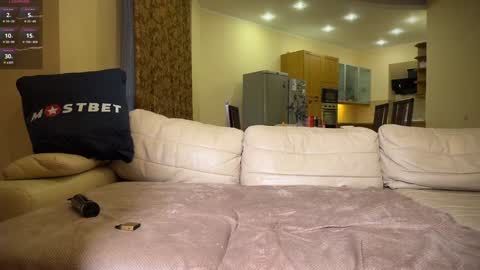 Snapshot of bunnyclide chatting on January 31, 2025, 1:56 pm Bonny and Clide Help us by thumbs up online show from January 31, 2025, 1:56 pm