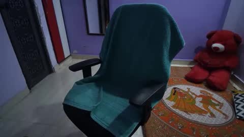 bunnycolbyy online show from April 20, 2026, 4:59 am