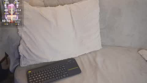 Snapshot of bunnycute_shy chatting on February 6, 2026, 1:25 pm 30 Off online show from February 6, 2026, 1:25 pm