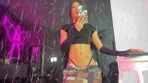 Snapshot of bunnyhots chatting on January 22, 2025, 6:20 am Angela Santini online show from January 22, 2025, 6:20 am