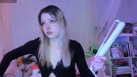 Snapshot of bunnyislewd chatting on January 23, 2025, 2:44 am bunnyislewd online show from January 23, 2025, 2:44 am